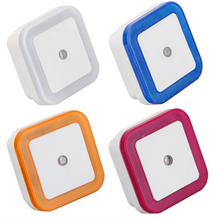 Load image into Gallery viewer, Light Sensor Control Night Light 60% OFF