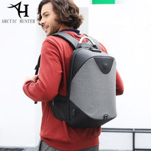 Load image into Gallery viewer, ARCTIC HUNTER Anti Theft USB Charging Backpack