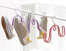Load image into Gallery viewer, Colorful Non Slip Plastic Coated Stainless Steel Hangers for Shoes
